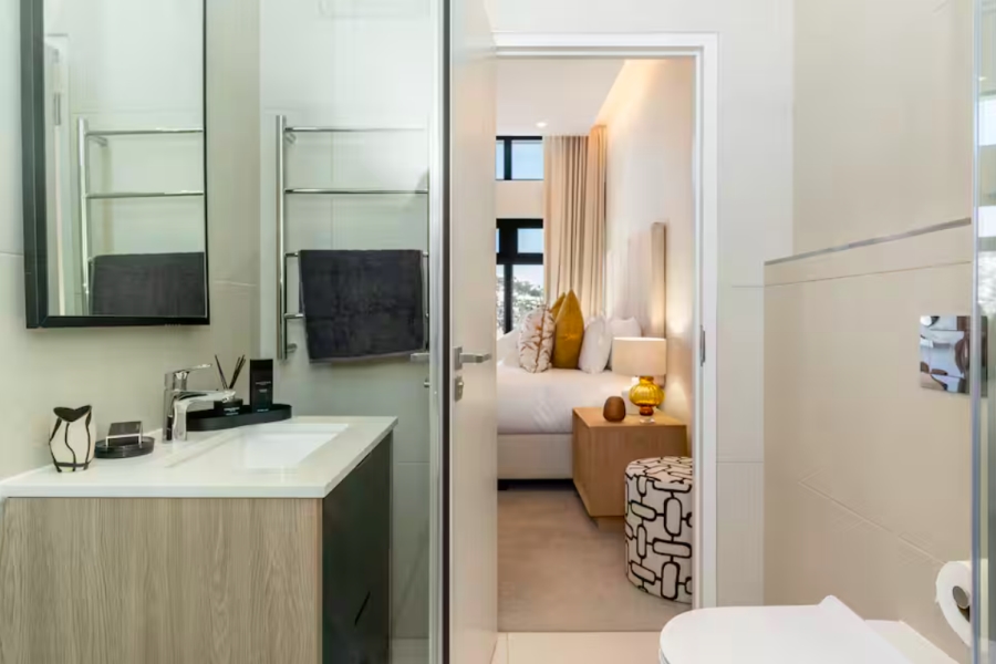 2 Bedroom Property for Sale in Sea Point Western Cape